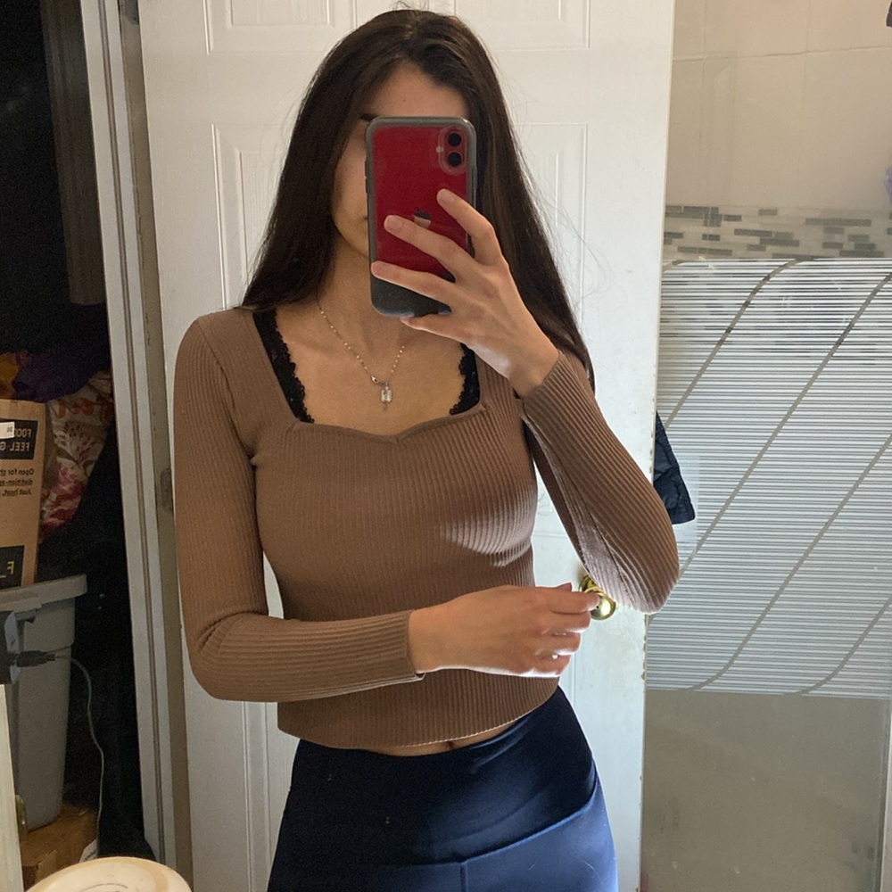 Sincerely Jules | Sweetheart Long Sleeve Top - Picture 2 of 9